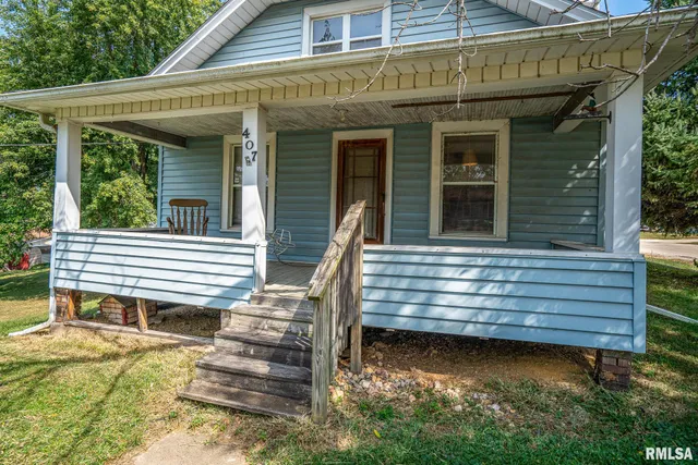 $114,900 | 407 1st Avenue, Albany, IL 61230