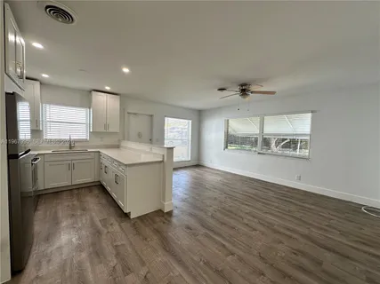 $1,695 | 2436 Van Buren Street, Unit 7, Hollywood, FL 33020