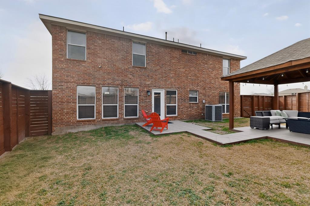 3825 Clay Mathis Road Mesquite, TX 75181 - Photo 32 of 39 Great area for the family pets and children