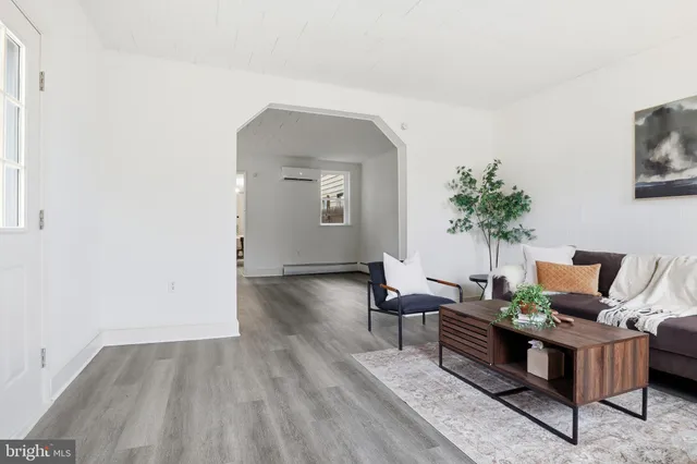 $239,900 | 267 South 4th Street, Columbia, PA 17512