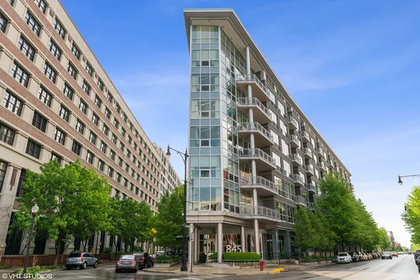 $474,900 | 845 North Kingsbury Street, Unit 315, Chicago, IL 60610