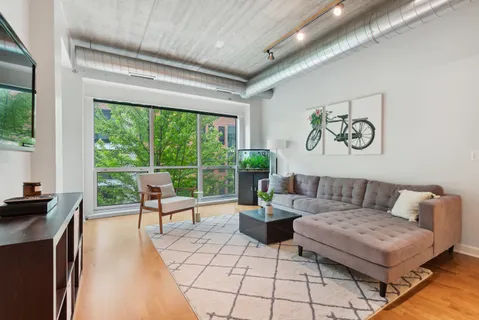 $474,900 | 845 North Kingsbury Street, Unit 315, Chicago, IL 60610