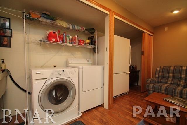 25982 Longview Road Hopedale, IL 61747 - Photo 25 of 30 a utility room with dryer and washer