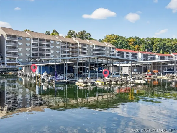 $369,900 | 68 Lighthouse Road, Unit 321, Lake Ozark, MO 65049