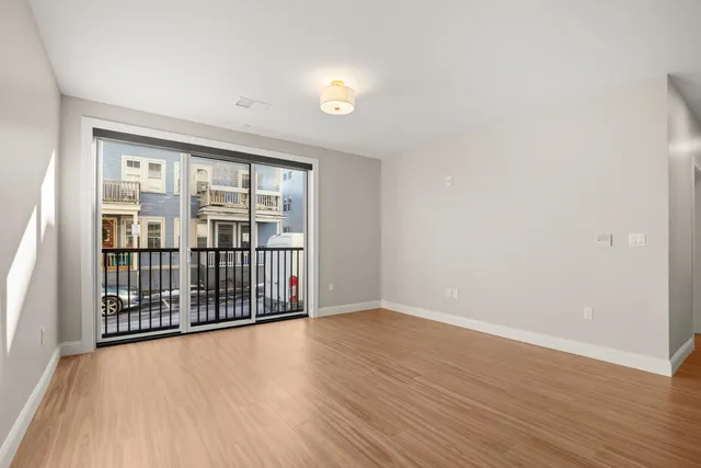 $935,000 | 99 Foundry Place, Unit 103, Portsmouth, NH 03801