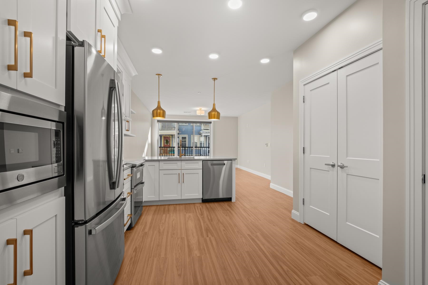 99 Foundry Place, Unit 103 Portsmouth, NH 03801 - Photo 4 of 50