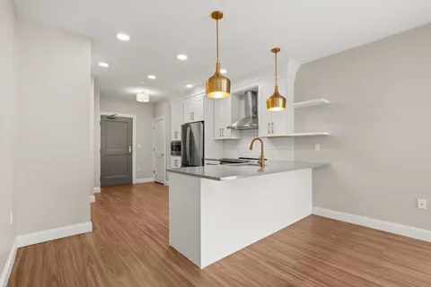 $935,000 | 99 Foundry Place, Unit 103, Portsmouth, NH 03801