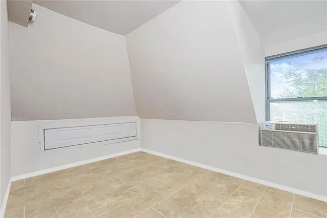 $2,575,000 | 38 Bassett Avenue | Mill Basin