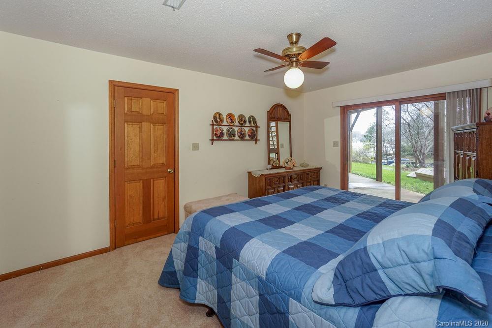 2888 Lake Shore Road South Denver, NC 28037 - Photo 23 of 40
