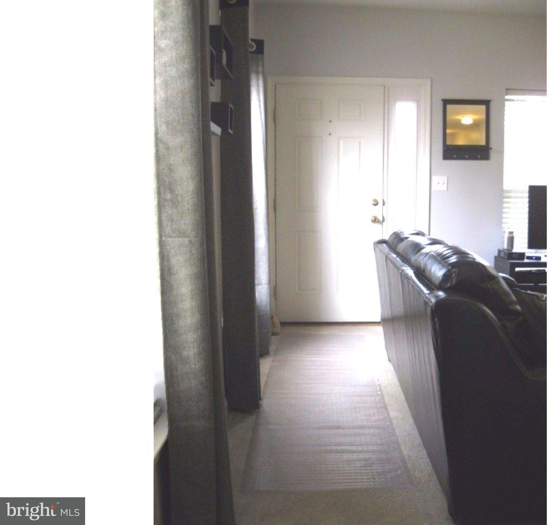 2 Shad Court Riverside, NJ 08075 - Photo 3 of 22 Foyer