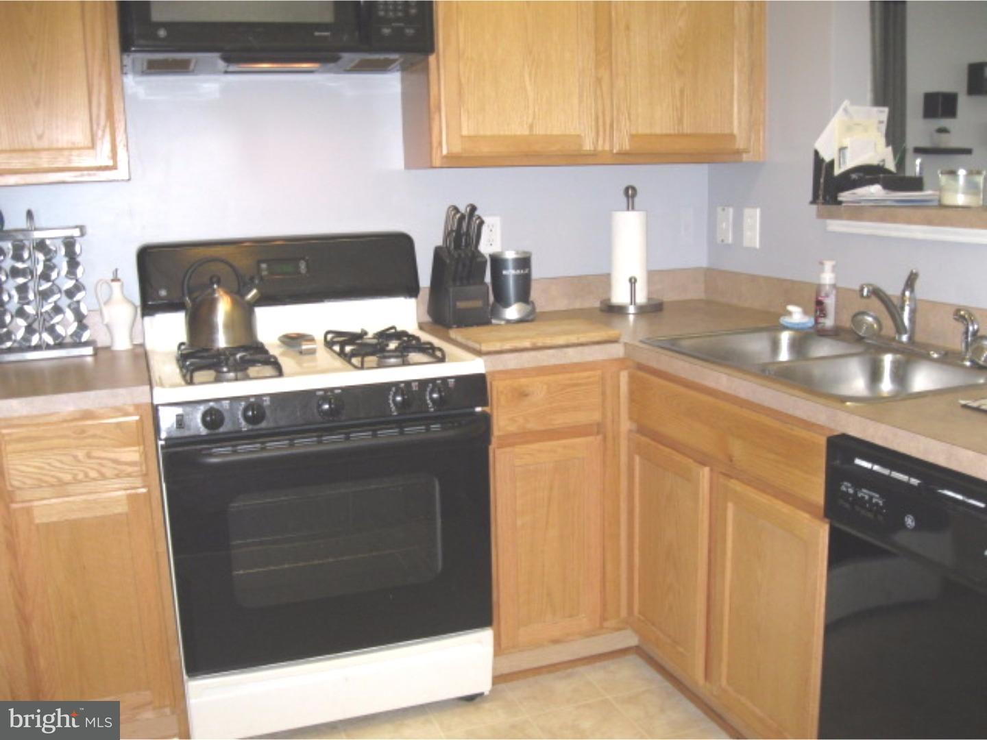 2 Shad Court Riverside, NJ 08075 - Photo 6 of 22 Kitchen
