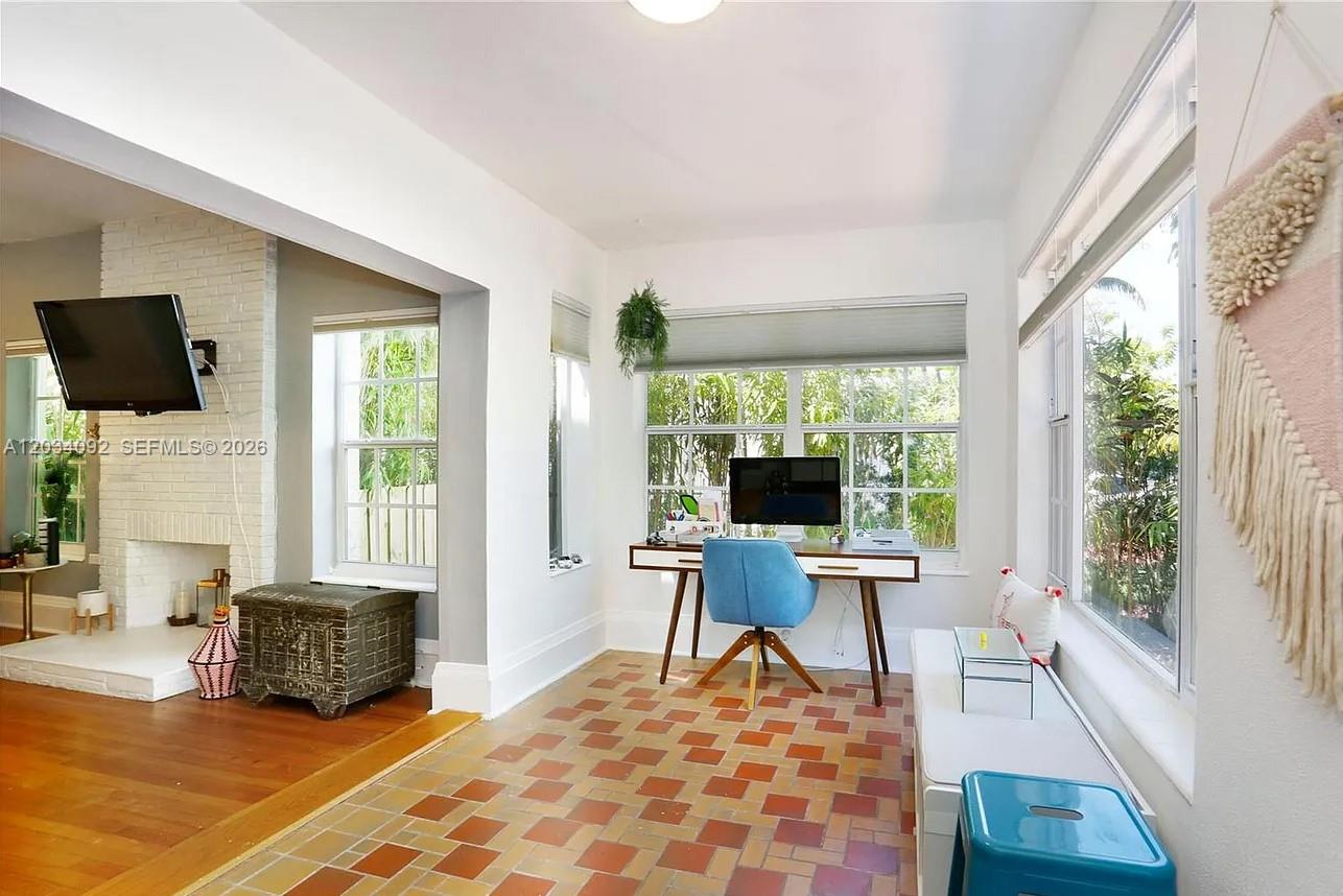 452 Southwest 26th Road Miami, FL 33129 - Photo 3 of 20