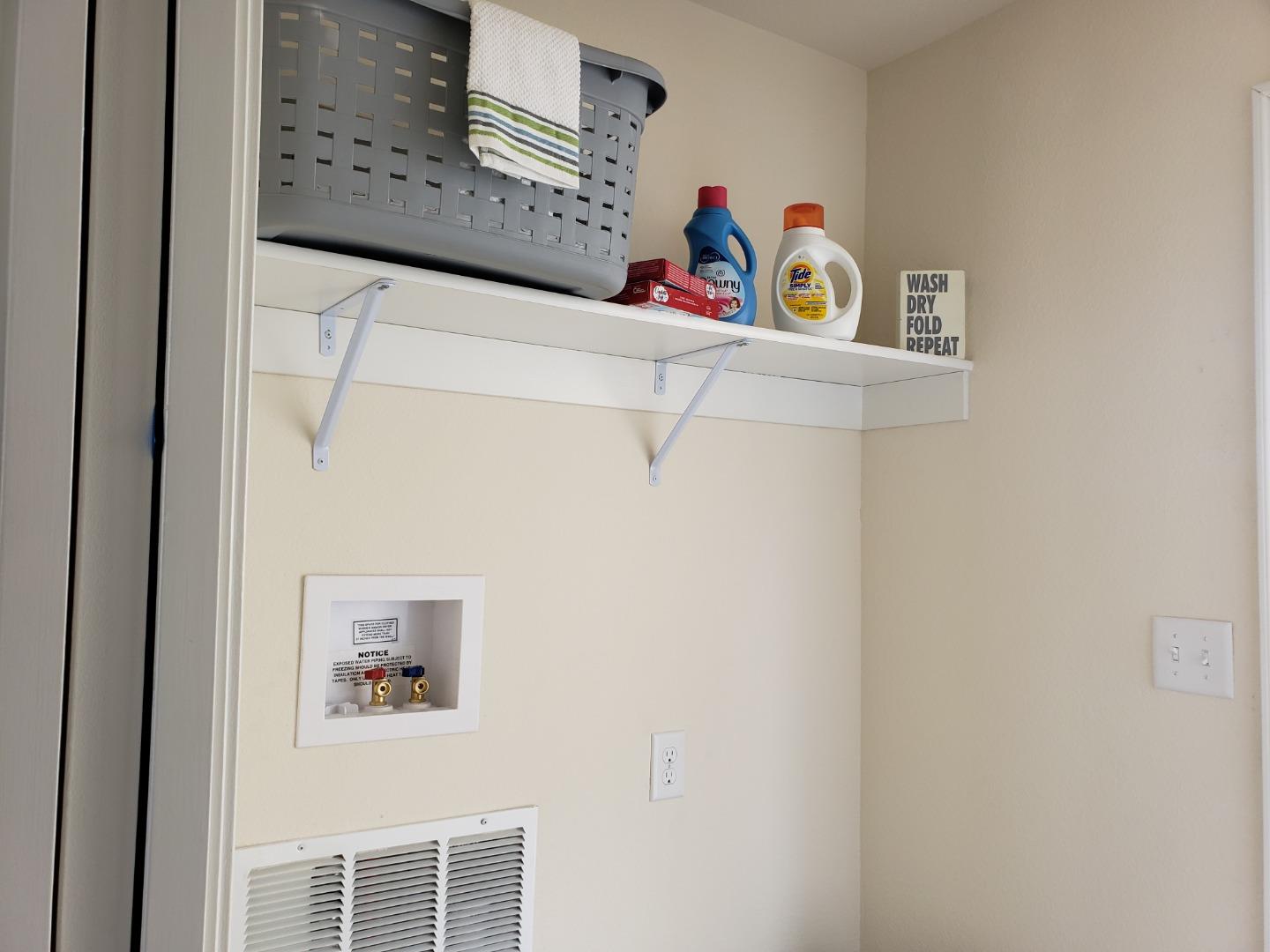 55 San Juan Grade Road, Unit 49 Salinas, CA 93906 - Photo 6 of 14 a view of a hallway