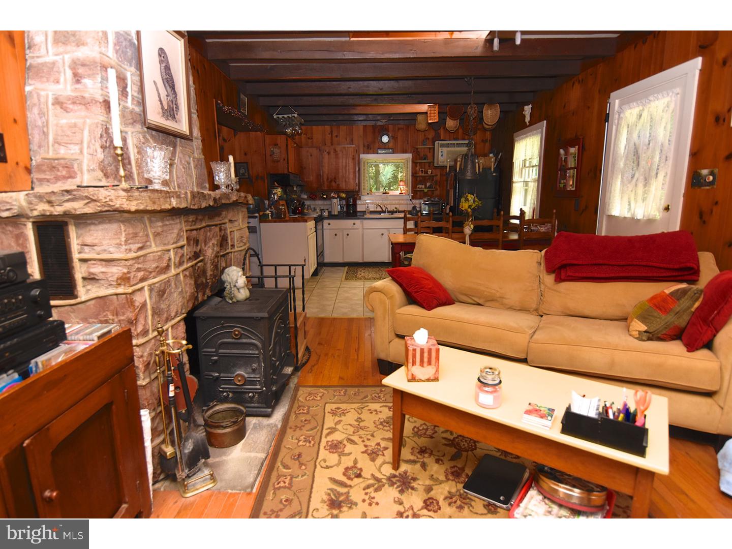 48 Fox Road Fleetwood, PA 19522 - Photo 6 of 24 Living Room