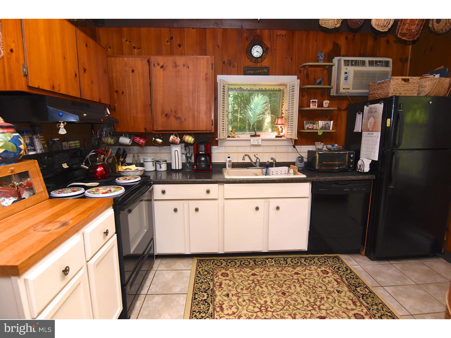 48 Fox Road Fleetwood, PA 19522 - Photo 8 of 24 Kitchen