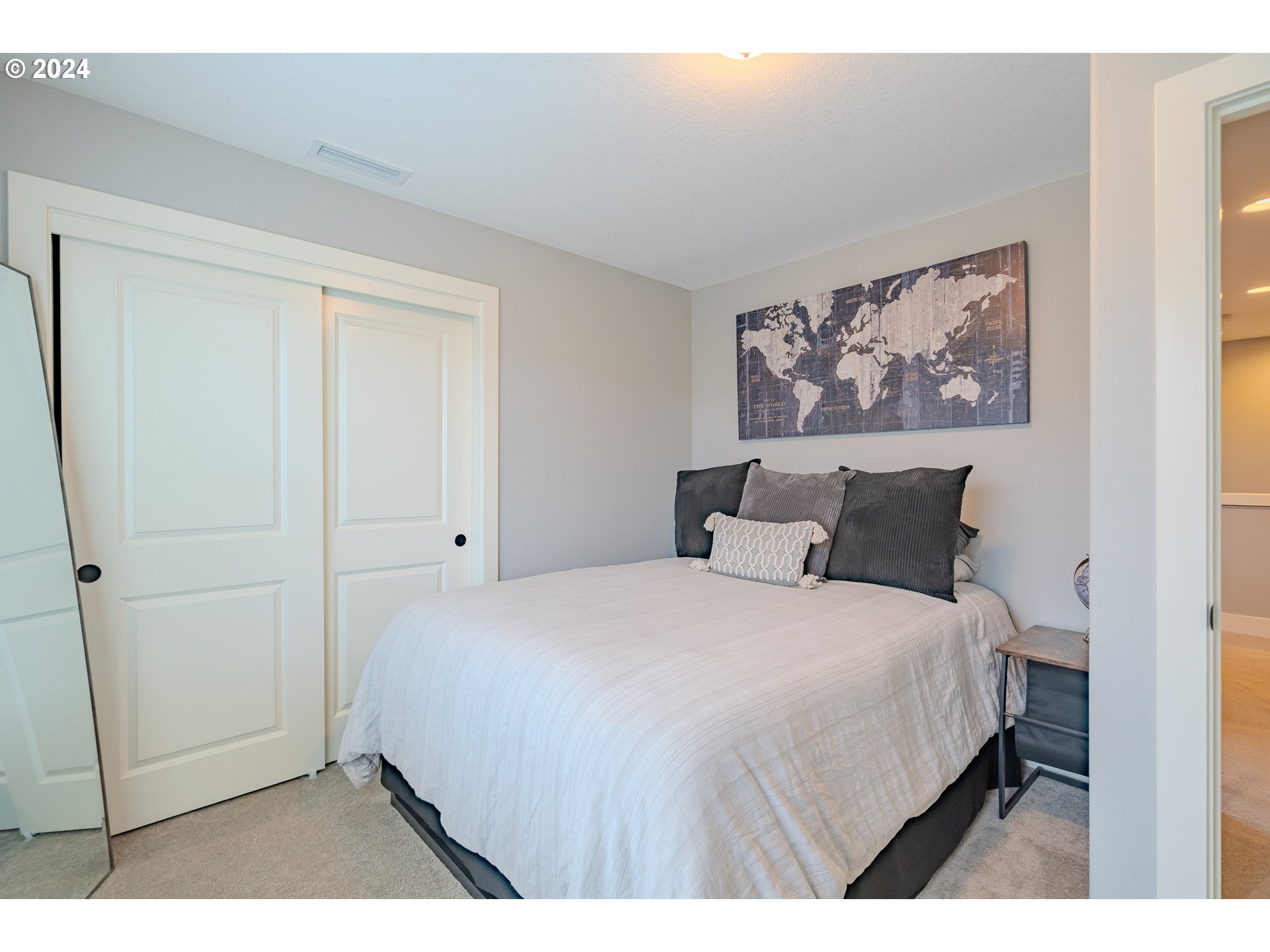 105 South 39th Drive Ridgefield, WA 98642 - Photo 24 of 33 Bedroom