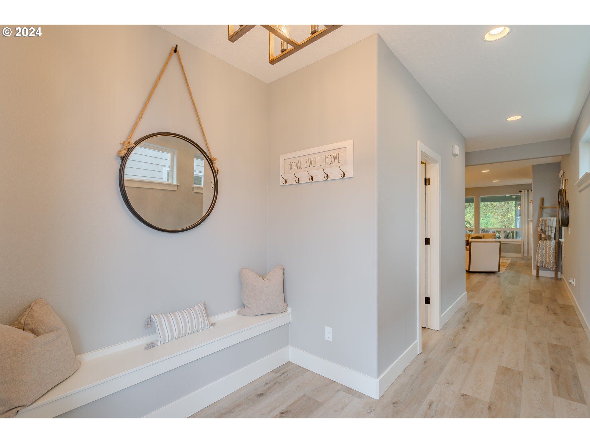 105 South 39th Drive Ridgefield, WA 98642 - Photo 3 of 33 Gallery Image 3