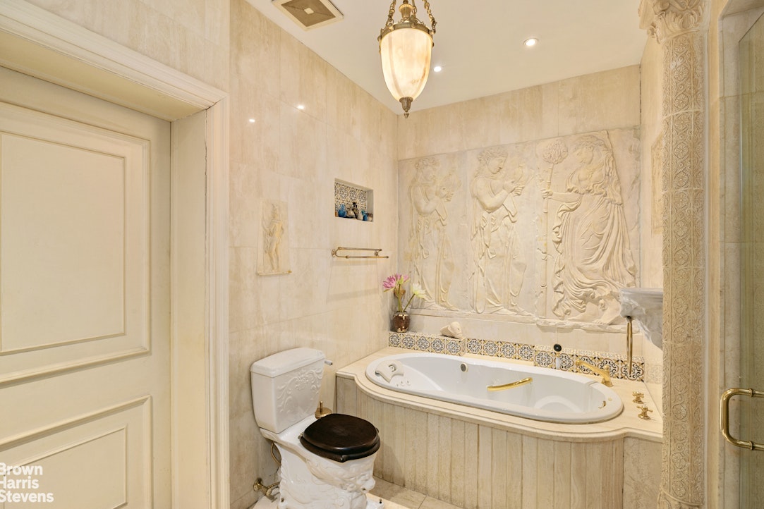 6 East 76th Street, Unit 1R Manhattan, NY 10021 - Photo 11 of 17