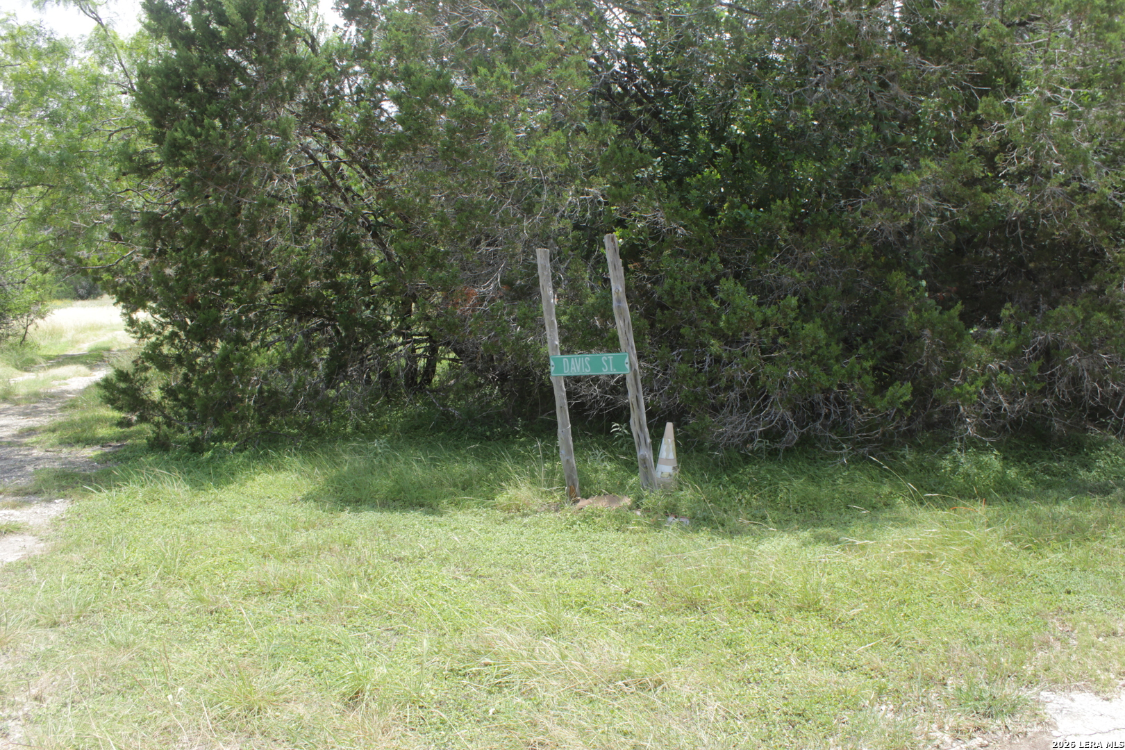 898 Old Rocksprings Road Leakey, TX 78873 - Photo 14 of 25