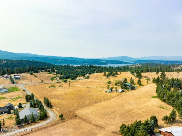 $770,000 | 6647 East Mullan Trail Road, Coeur D'Alene, ID 83814
