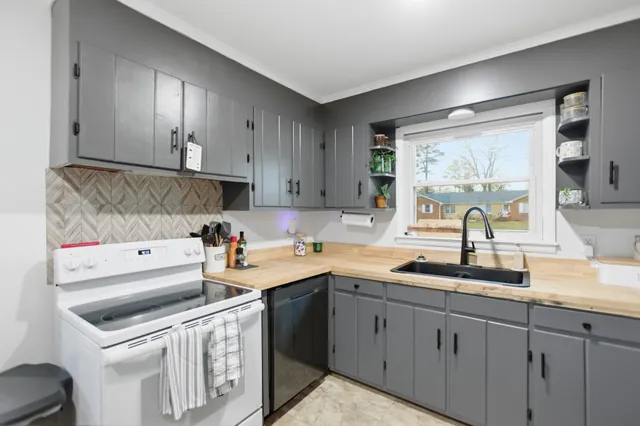 $285,000 | 611 Bragg Circle, Tullahoma, TN 37388