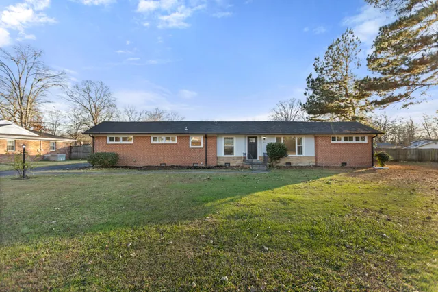 $285,000 | 611 Bragg Circle, Tullahoma, TN 37388