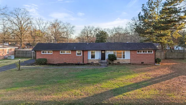 $285,000 | 611 Bragg Circle, Tullahoma, TN 37388