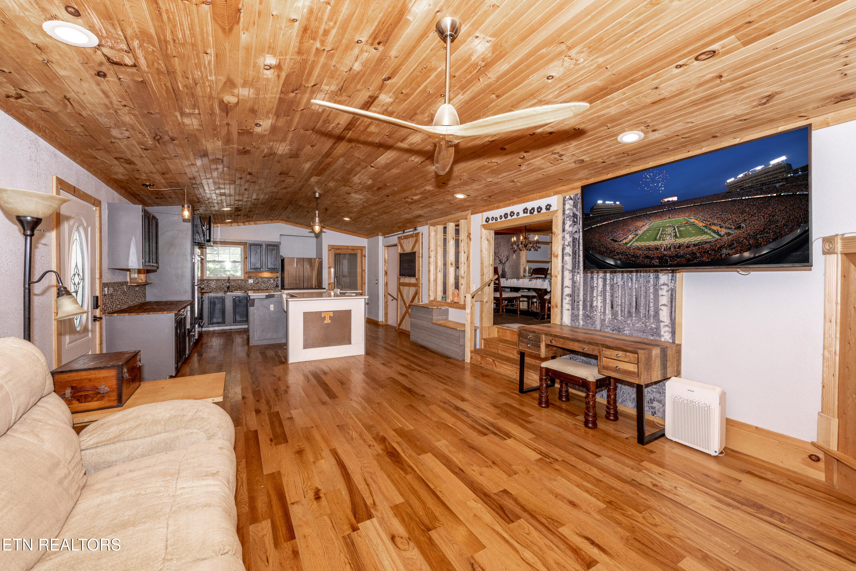 720 Oliver Road Knoxville, TN 37920 - Photo 15 of 57 _DSC9445-Edit