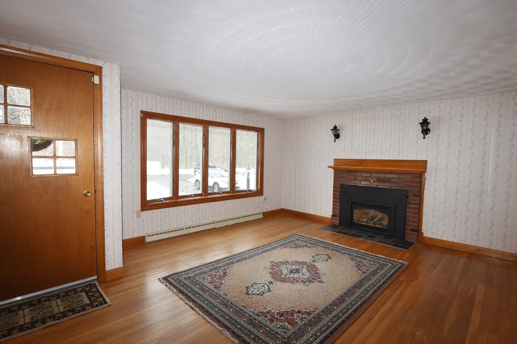 365 Broadway Hanover, MA 02339 - Photo 12 of 37