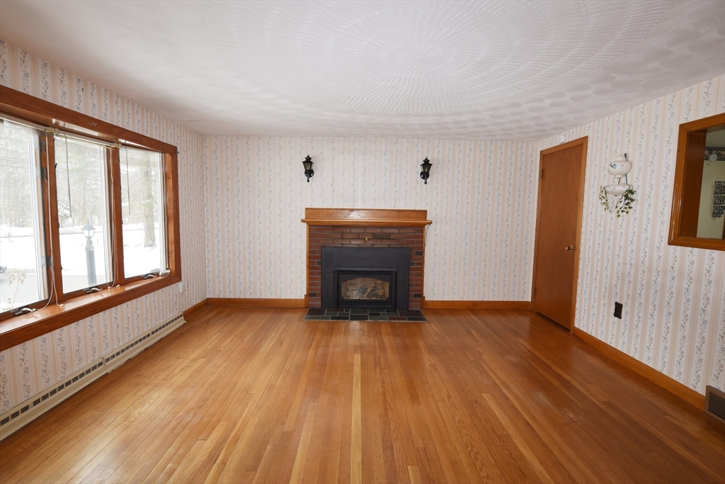365 Broadway Hanover, MA 02339 - Photo 16 of 37