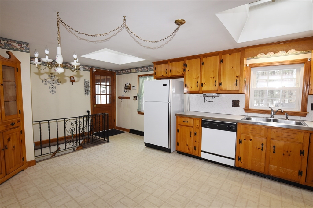365 Broadway Hanover, MA 02339 - Photo 24 of 37