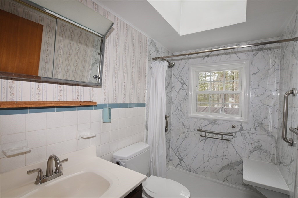 365 Broadway Hanover, MA 02339 - Photo 27 of 37