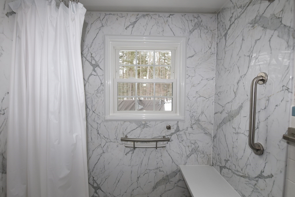 365 Broadway Hanover, MA 02339 - Photo 28 of 37