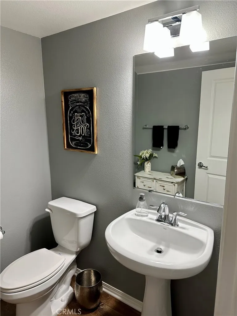 2313 Navigation Yorba Linda, CA 92886 - Photo 8 of 35