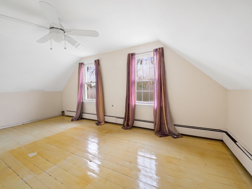 775 Shore Road Bourne, MA 02559 - Photo 32 of 42 a view of a room with gym equipment