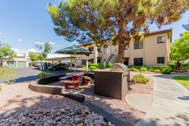 a car parked in front of a building