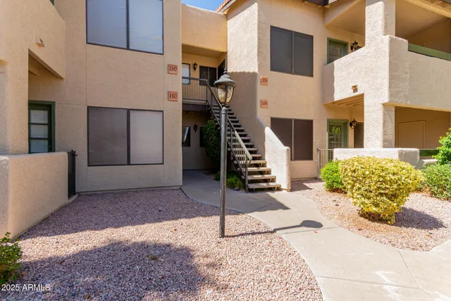 $1,350 | 7008 East Gold Dust Avenue, Unit 109, Paradise Valley, AZ 85253