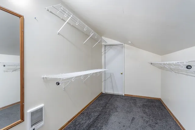 $429,900 | 923 Ontario Drive, Romeoville, IL 60446