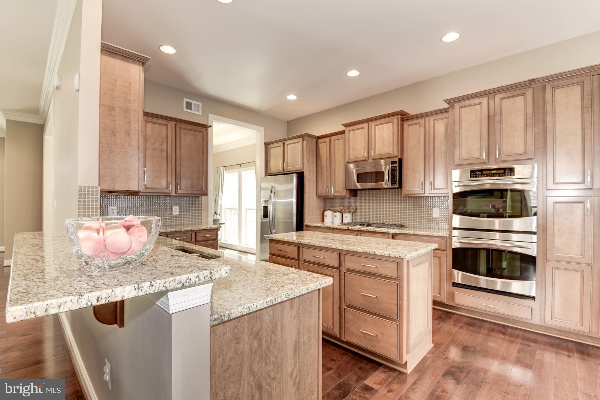 6015 Masondale Road Alexandria, VA 22315 - Photo 9 of 30 Open Concept Kitchen, Breakfast Bar, Double Oven