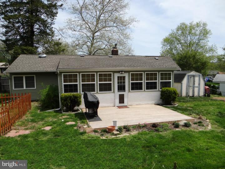 27 Vineyard Road Levittown, PA 19057 - Photo 14 of 14 Gallery Image 14
