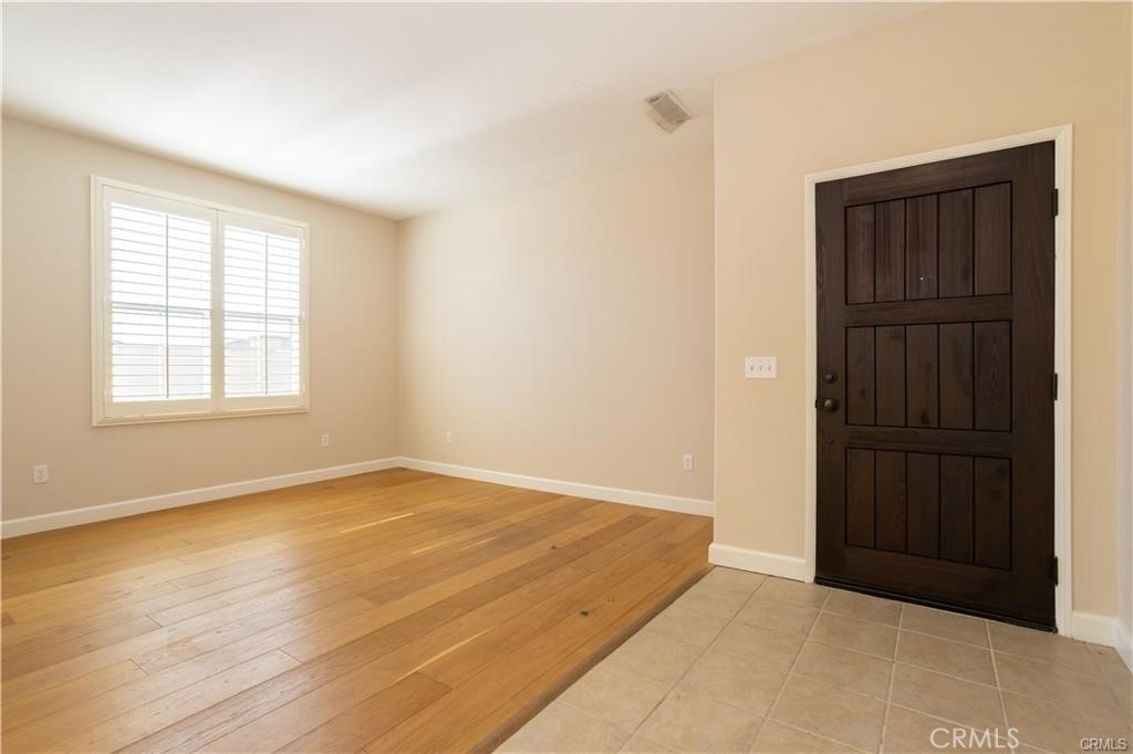 20062 Pienza Lane Porter Ranch, CA 91326 - Photo 6 of 35