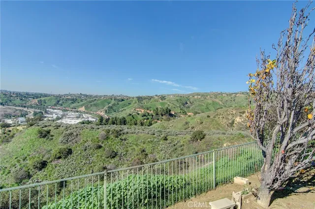 $1,950,000 | 5365 Ave De Michelle, Yorba Linda, CA 92887