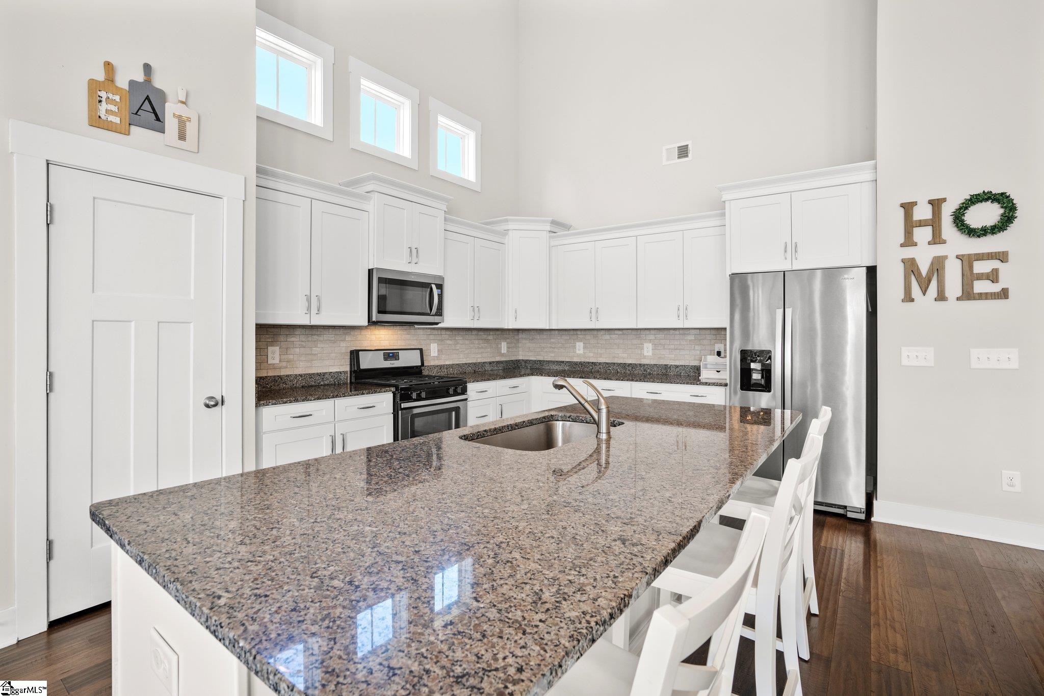 711 Lockhurst Drive Simpsonville, SC 29681 - Photo 10 of 34