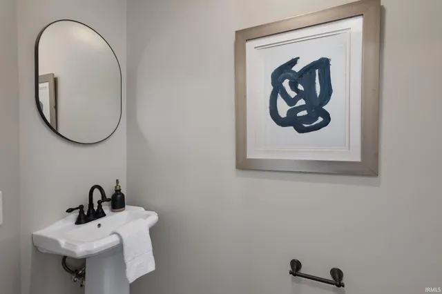 $389,900 | 421 North Eddy (lot 1) St Bend, Unit 1, South Bend, IN 46617