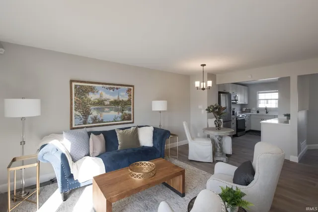 $389,900 | 421 North Eddy (lot 1) St Bend, Unit 1, South Bend, IN 46617