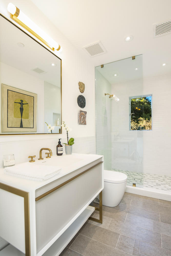 204 Hot Springs Road Santa Barbara, CA 93108 - Photo 34 of 56 a bathroom with a sink a toilet and a bathtub