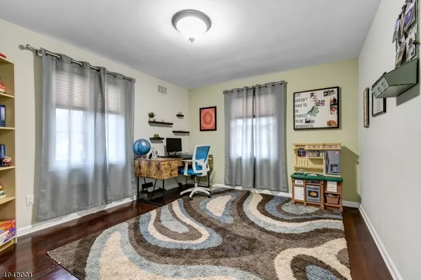 $4,400 | 221 Hillside Avenue, Springfield, NJ 07081