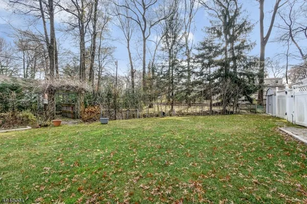 $4,400 | 221 Hillside Avenue, Springfield, NJ 07081