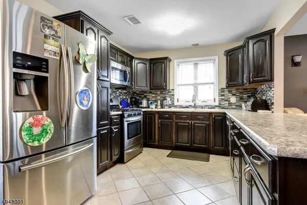 $4,400 | 221 Hillside Avenue, Springfield, NJ 07081