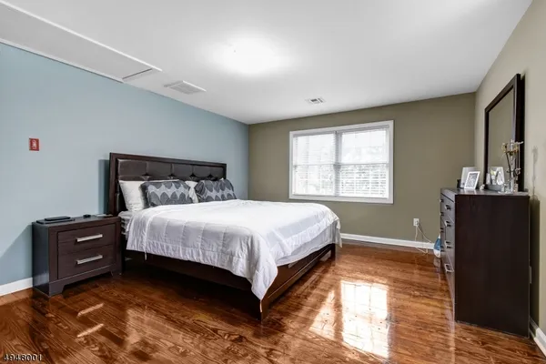 $4,400 | 221 Hillside Avenue, Springfield, NJ 07081